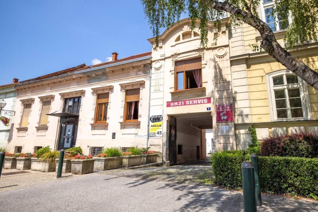 Apartman Gaudeamus Apartment Varazdin Luaran gambar